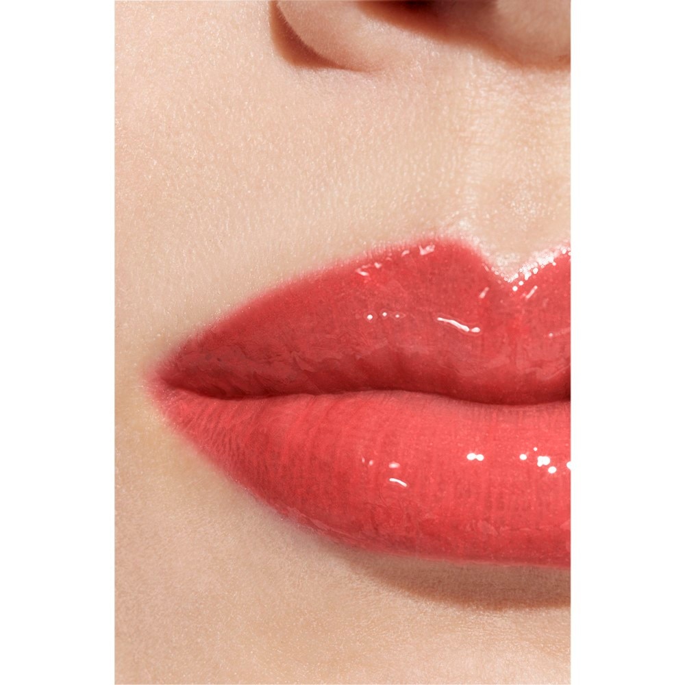 BRILLO DE LABIOS INTENSO HIDRATANTE Y ALISANTE